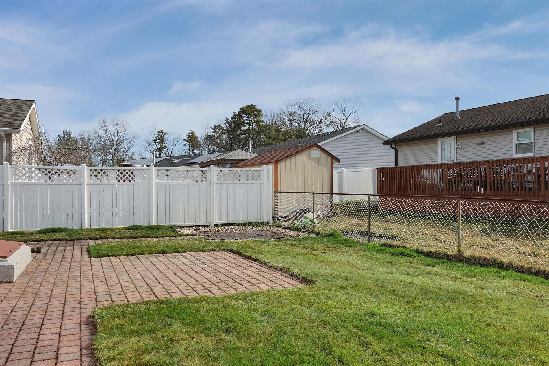 16 Pine Tree Lane – photo 4