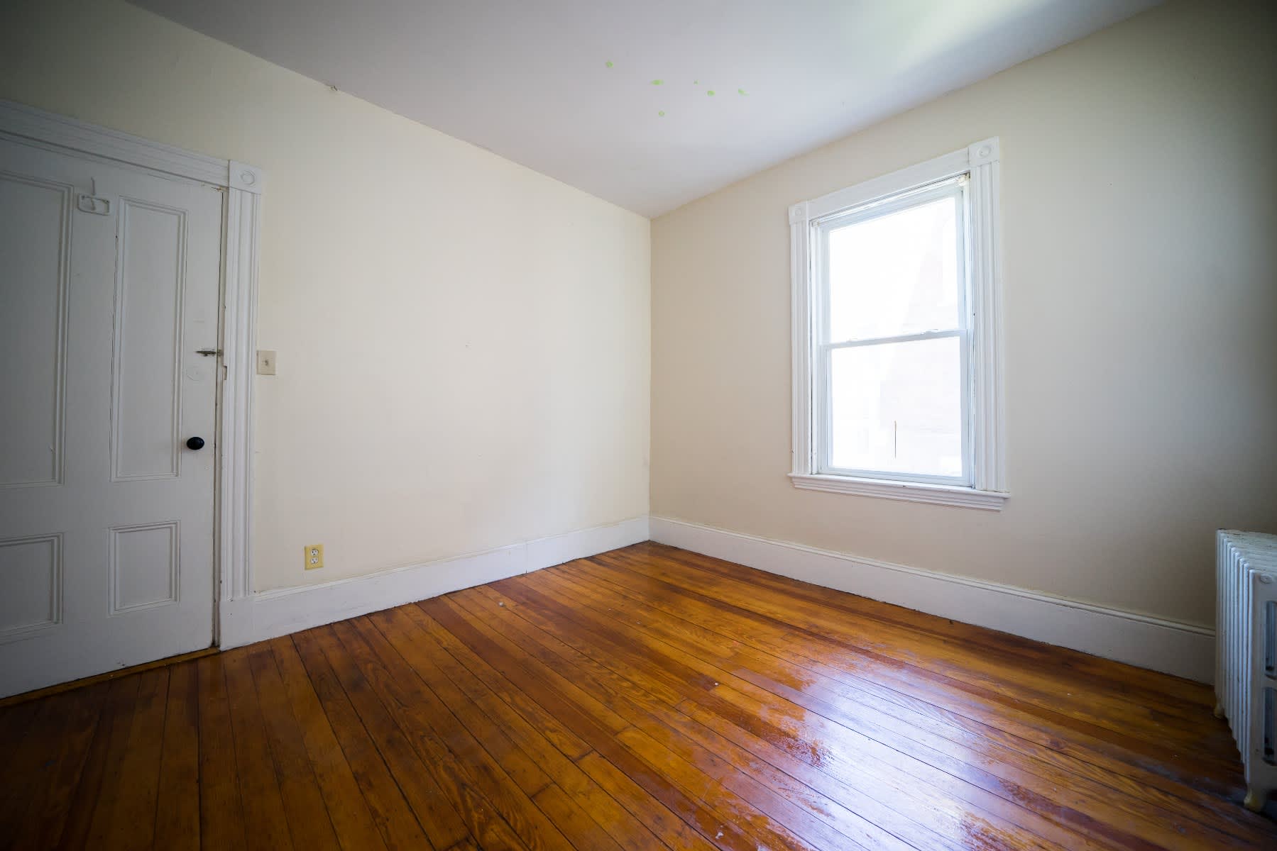 452 Centre St – photo 5