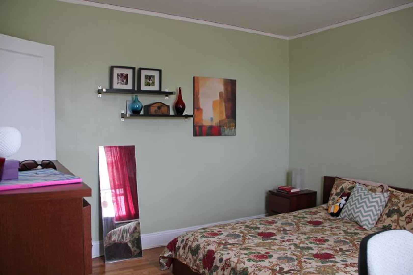 No Fee Pet Friendly Affordable Apt Near T Heat And Hot Water Included – photo 3