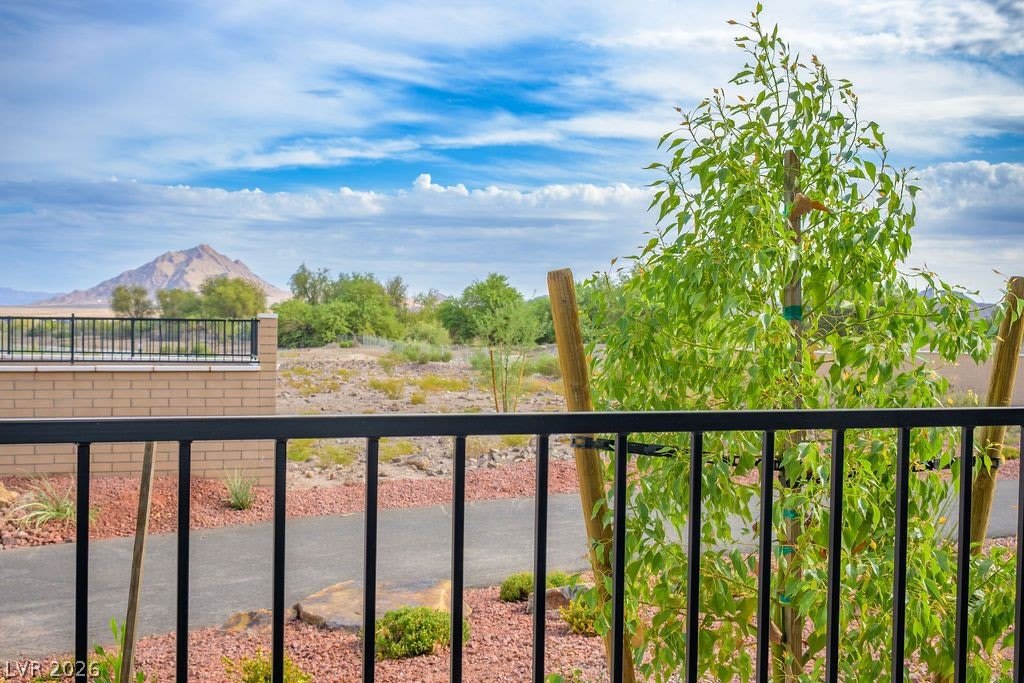 482 Golden Myna Avenue – photo 5