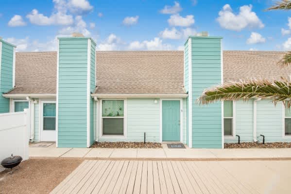 15201 Leeward Dr – photo 1