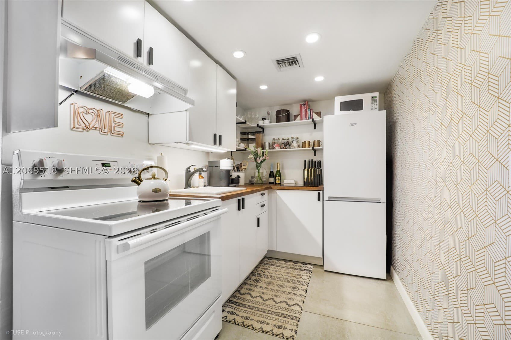 3304 Virginia St – photo 3
