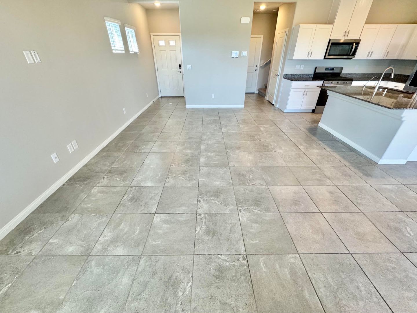 Wonderful 4 Bedroom 3 Bathroom Home Tucked Inside A Desirable Gated Community In Northwest Las Vegas – photo 3