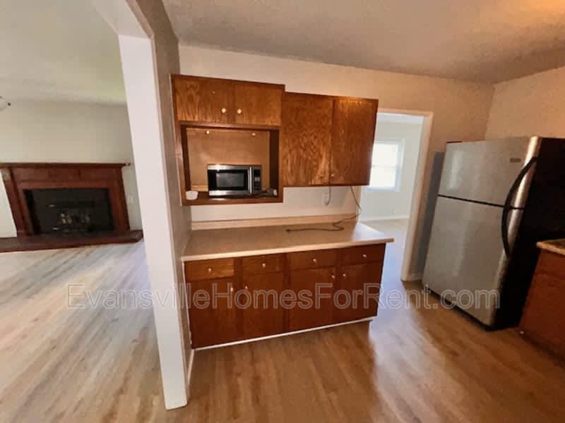 300 North Park Dr – photo 5