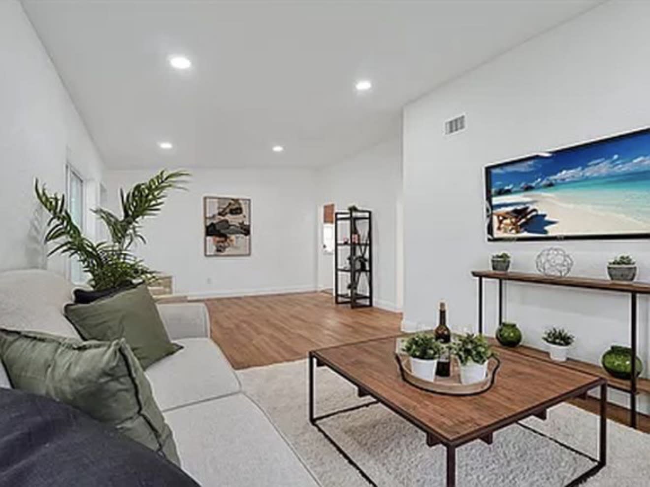 1711 White Avenue – photo 4