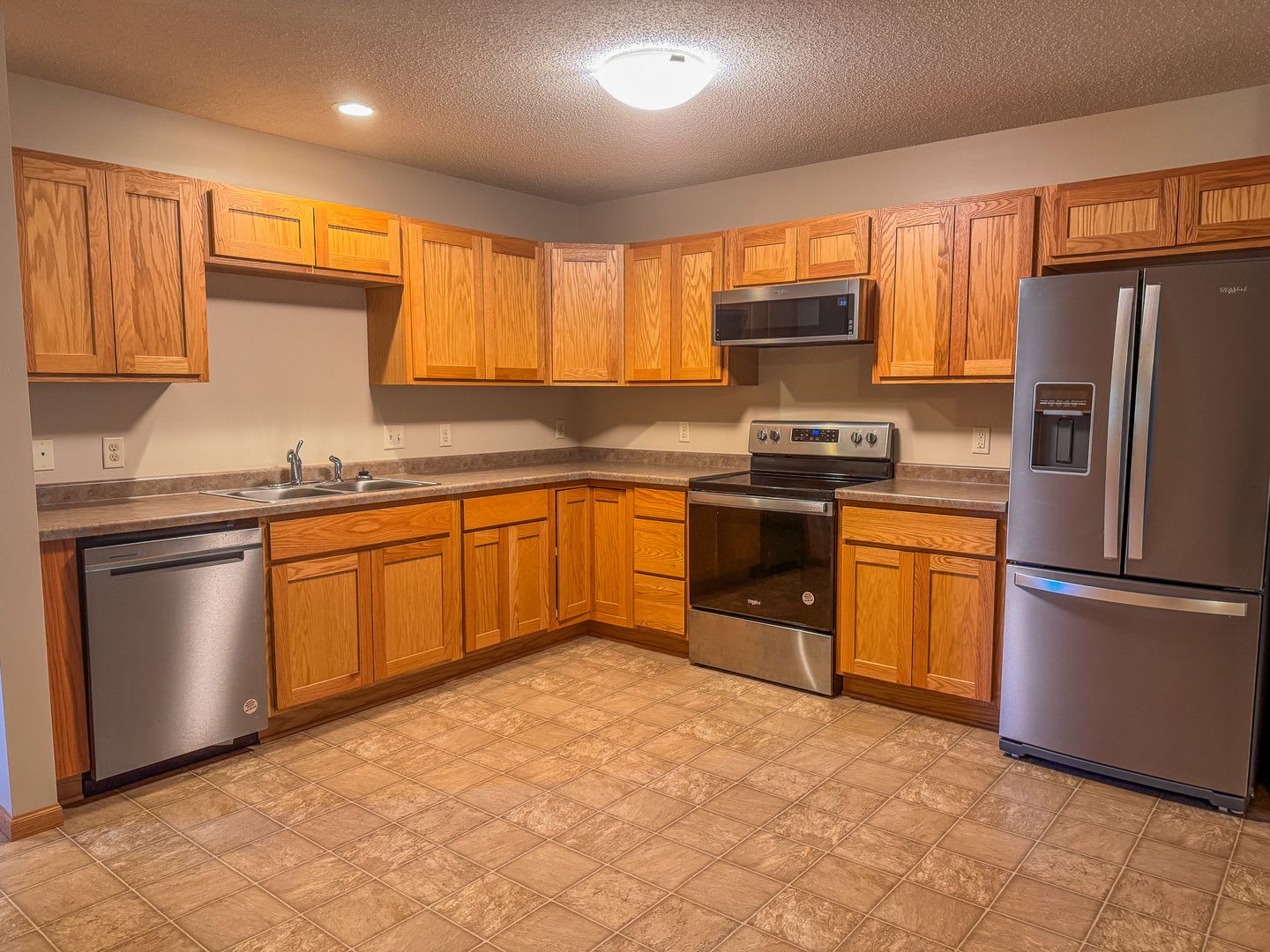 2 Bedroom Townhome – photo 1