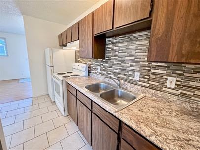2210 Campus Drive #1 – photo 4