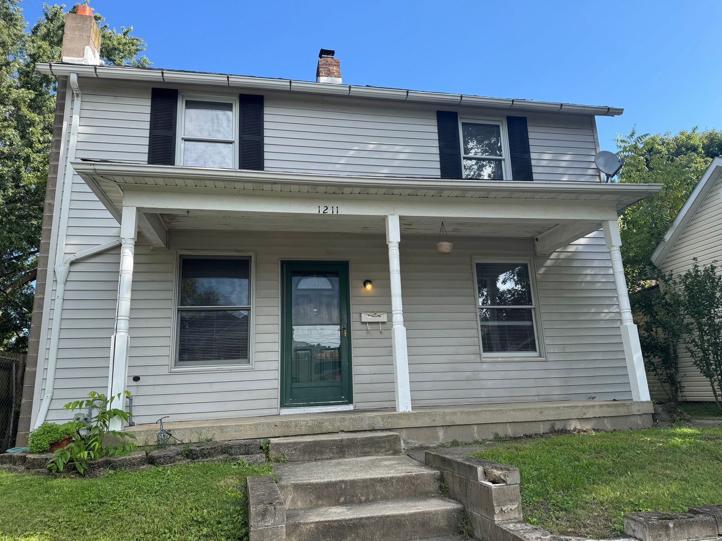 2 Bedroom 1 bath Single Family Home – photo 1