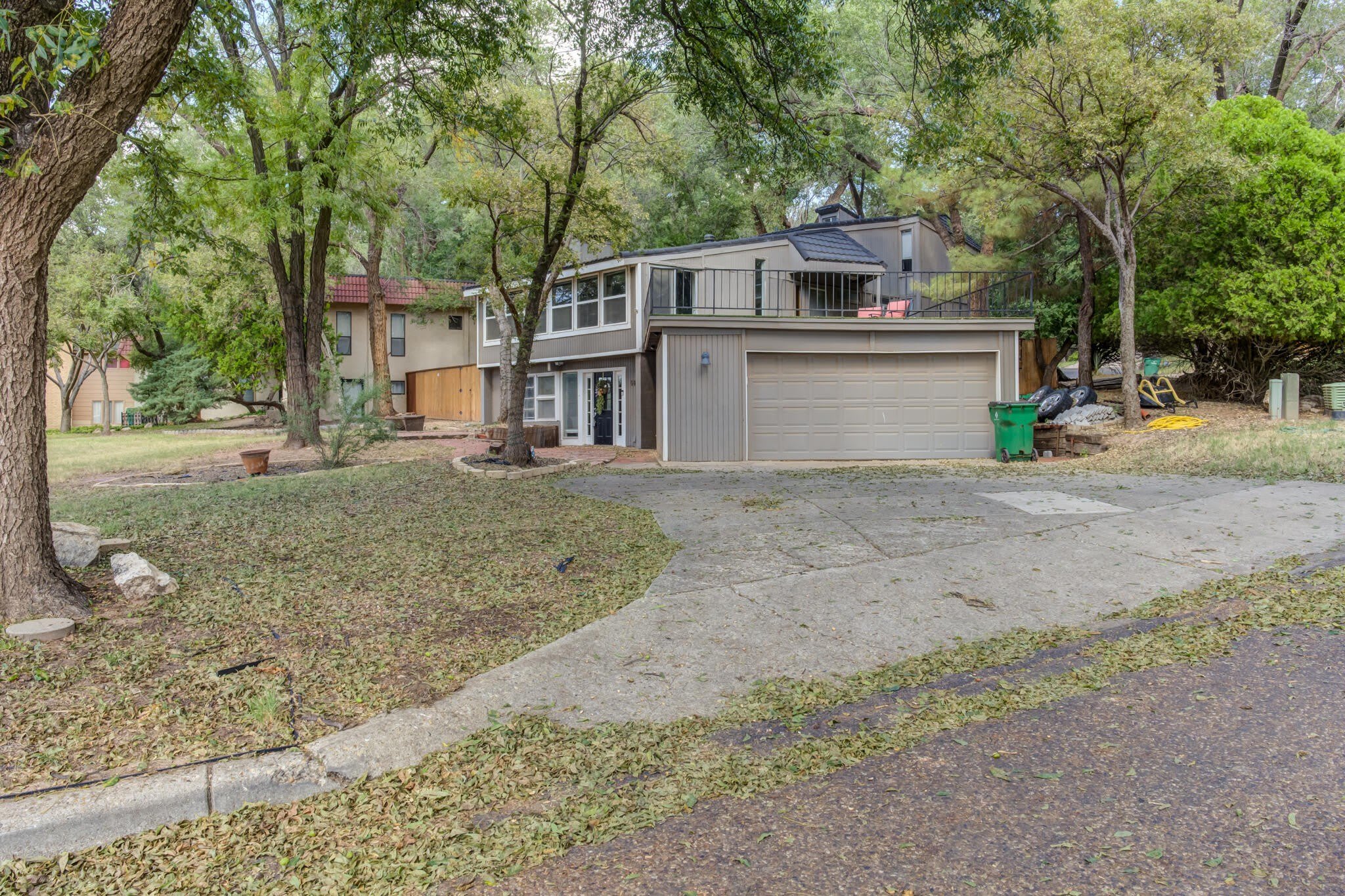 58 E Lakeshore Drive – photo 4