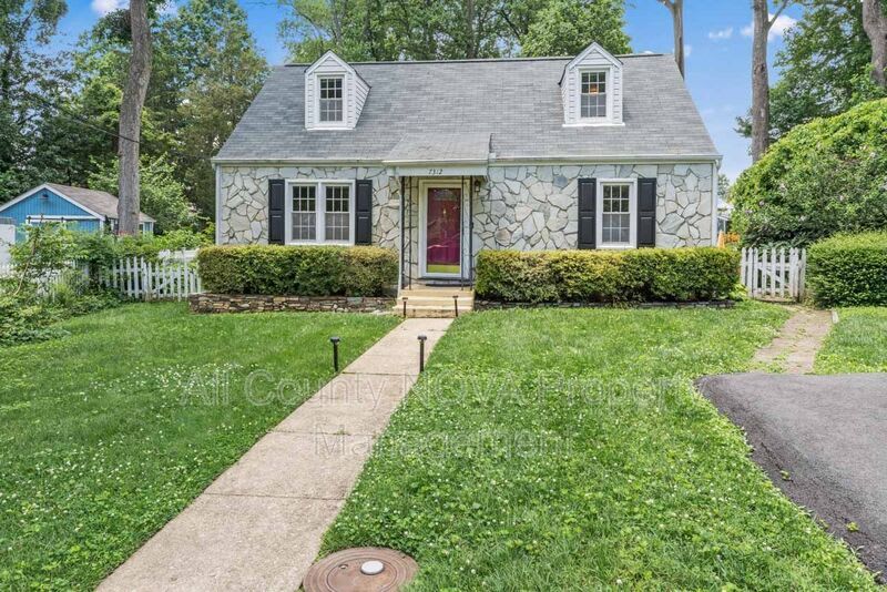 7312 Poplar Ct – photo 1