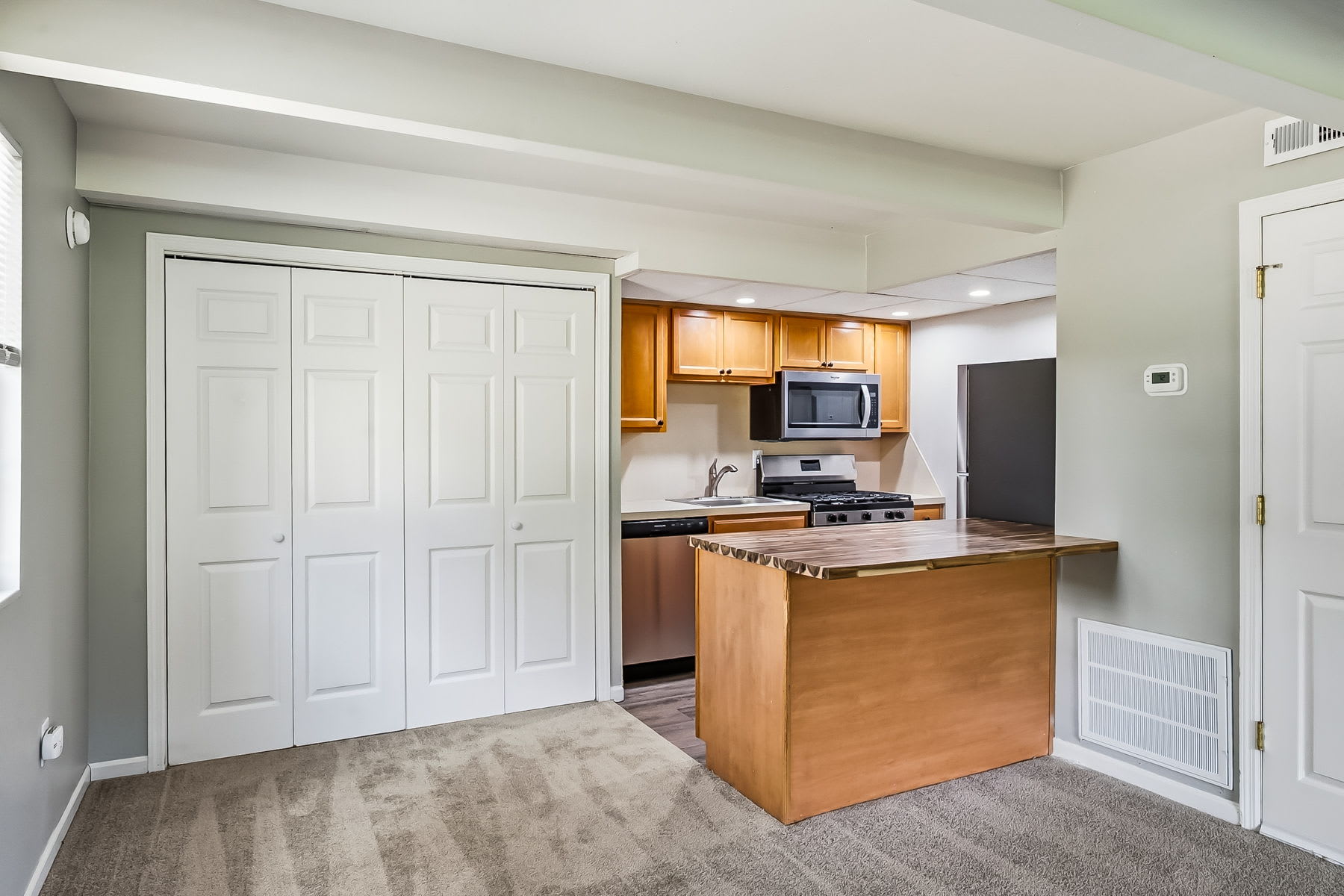 1407 Missouri Avenue – photo 4