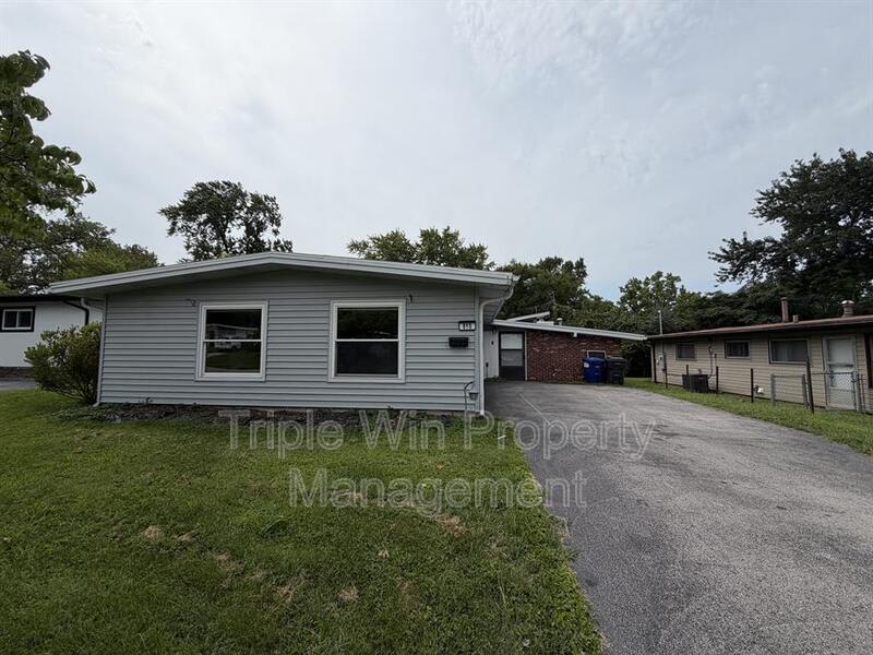 810 Saint Anthony Lane – photo 1