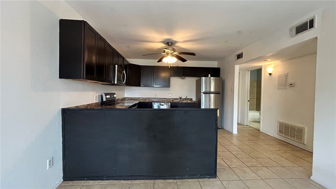 1004 Austin Street – photo 5