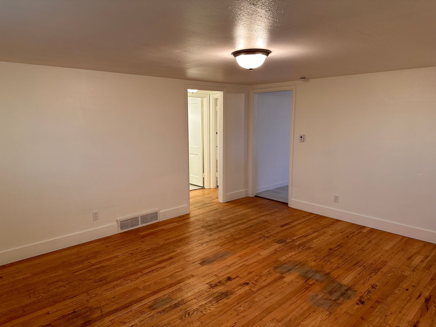 Beautiful 2 Bedroom Country Home Avail September – photo 5