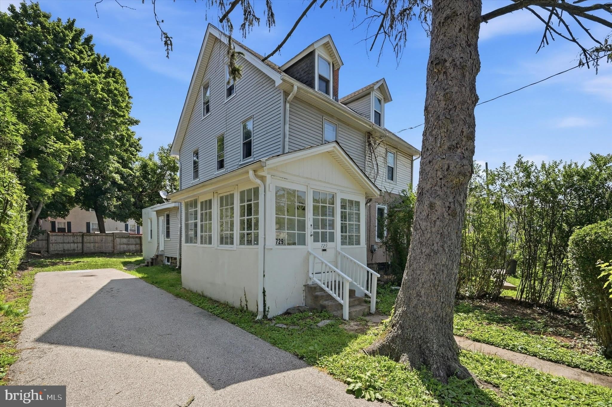729 E Haverford Road – photo 2