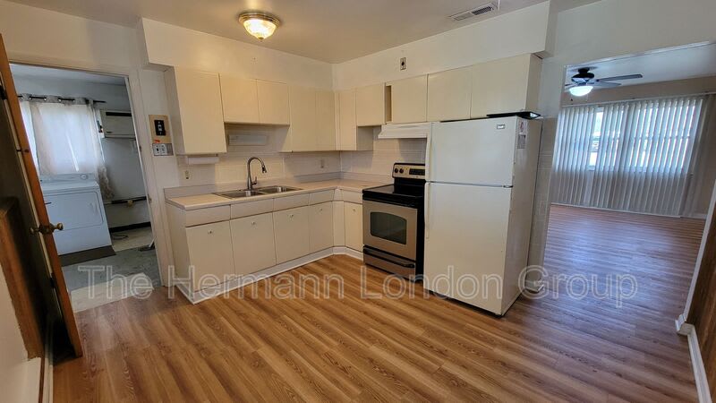 4204 Beauty Lane – photo 3