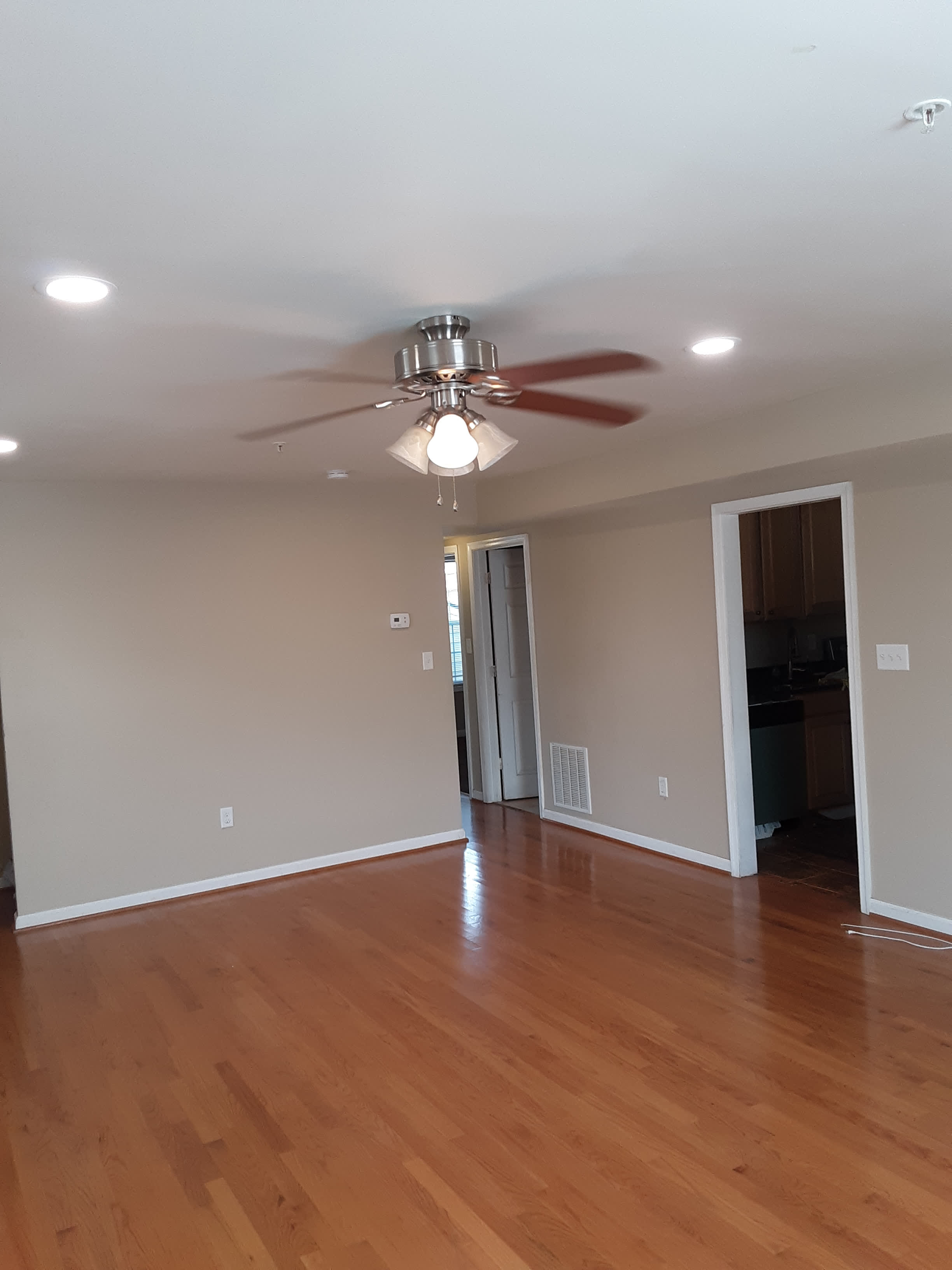 2908 Walters Lane – photo 3
