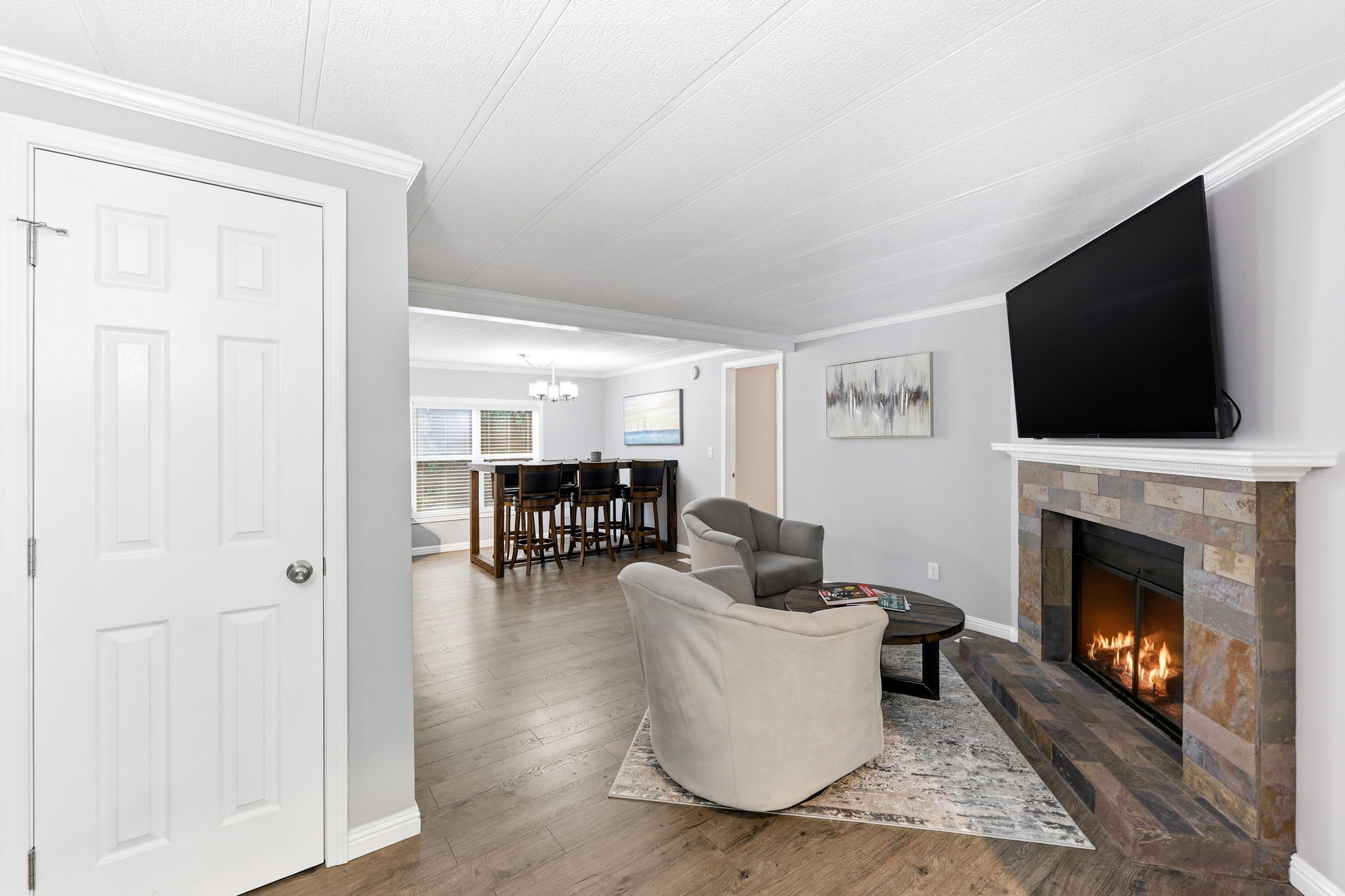 528 Oak Grove Rd – photo 4