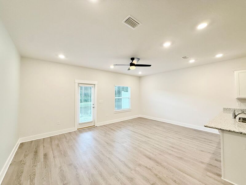 9620 Nature Creek Blvd – photo 3