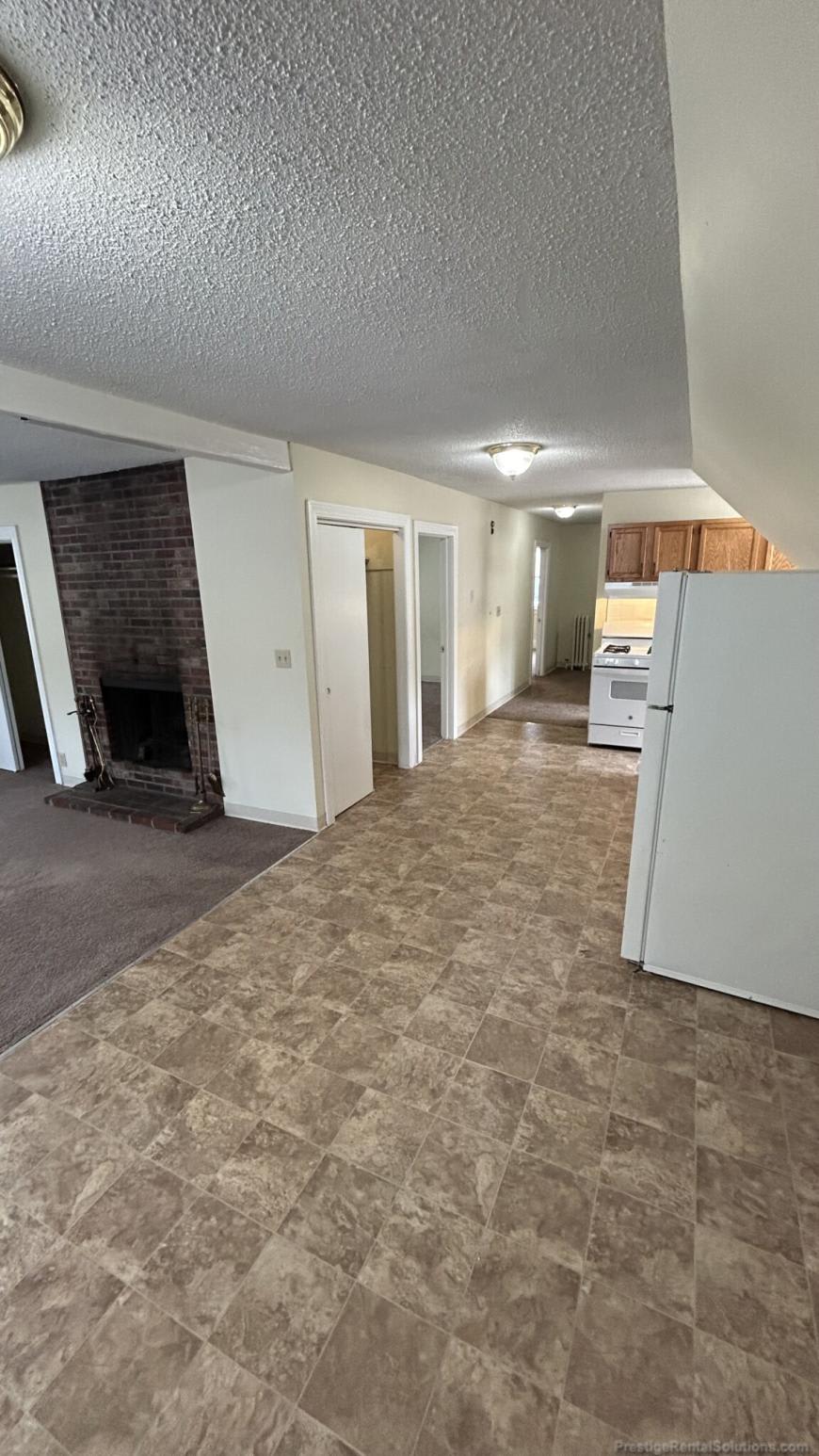 80 Robbins St. – photo 2