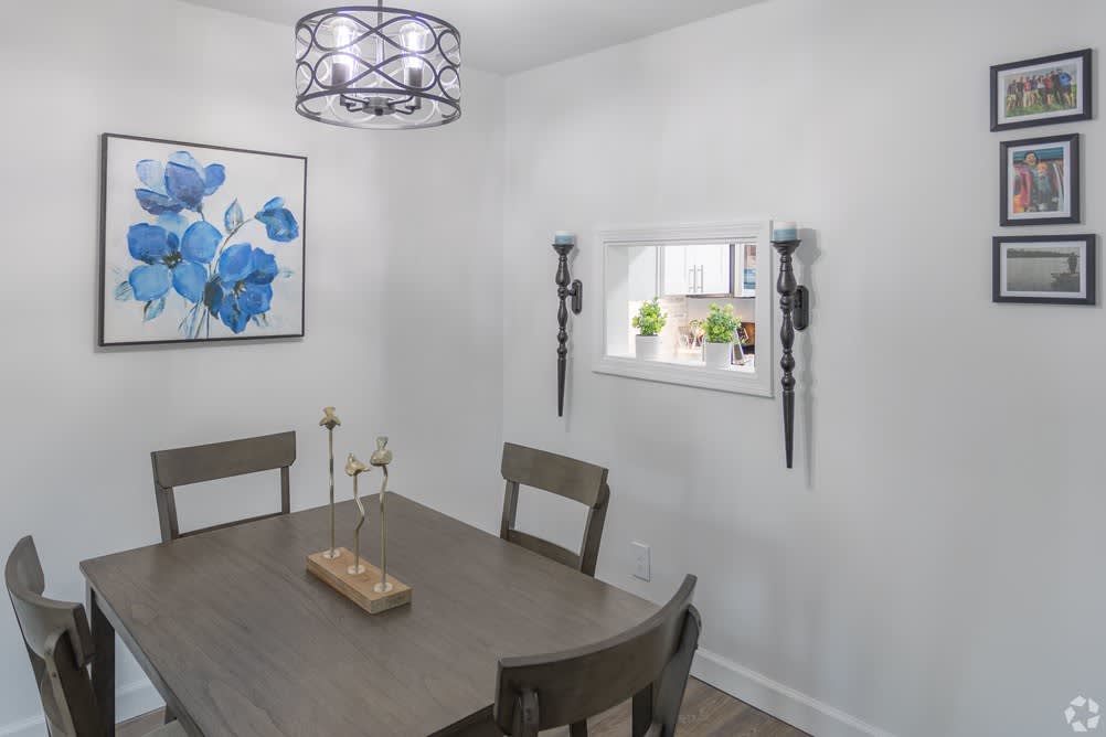Galbraith Pointe Apartments and Townhomes – photo 4
