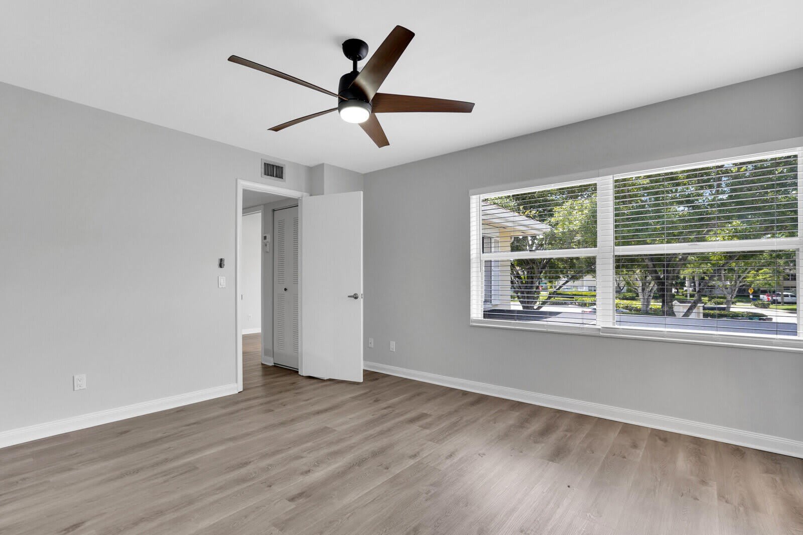 8156 CHELSEA Court – photo 4