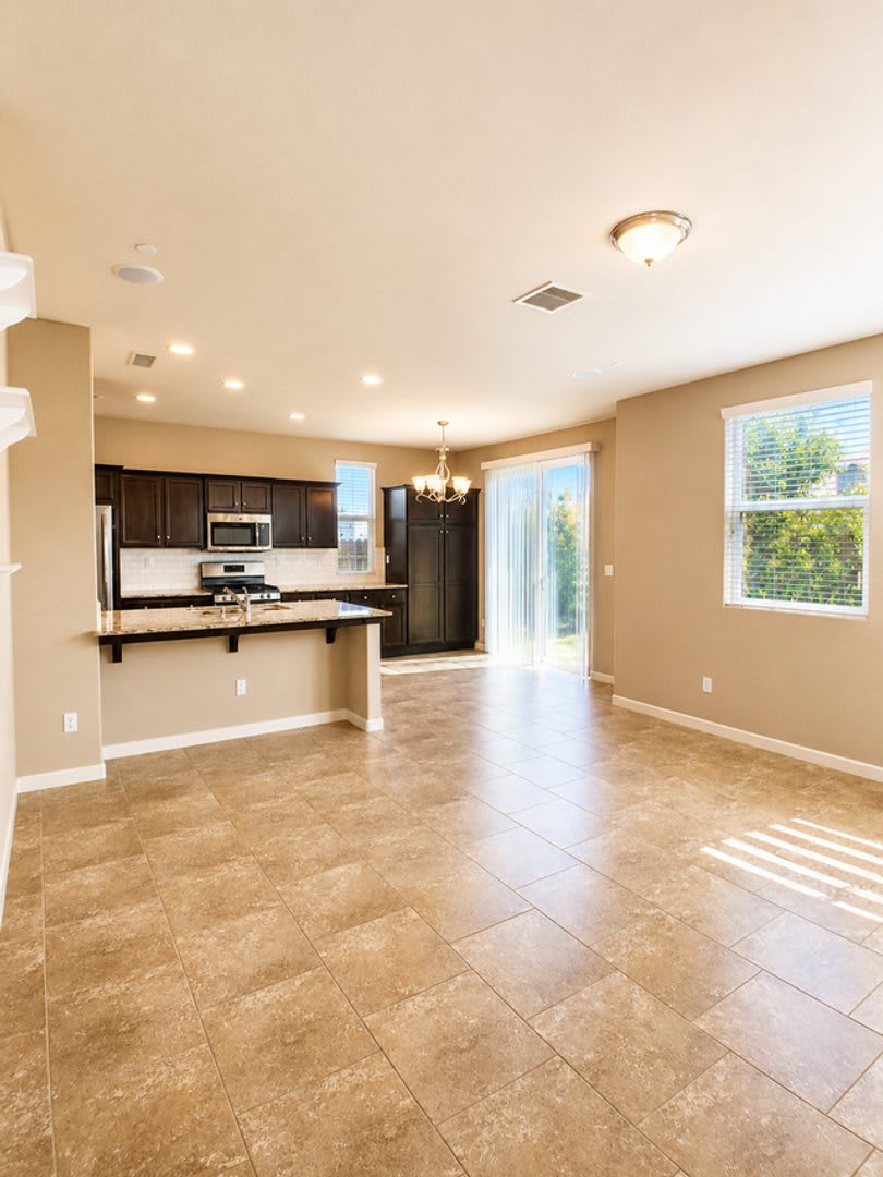 Modern 3 Bedroom 2 5 Bath In Clovis Solar Included Pge Savings – photo 4