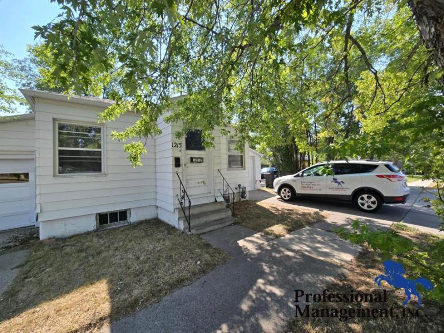 1215 8Th Street West – photo 1
