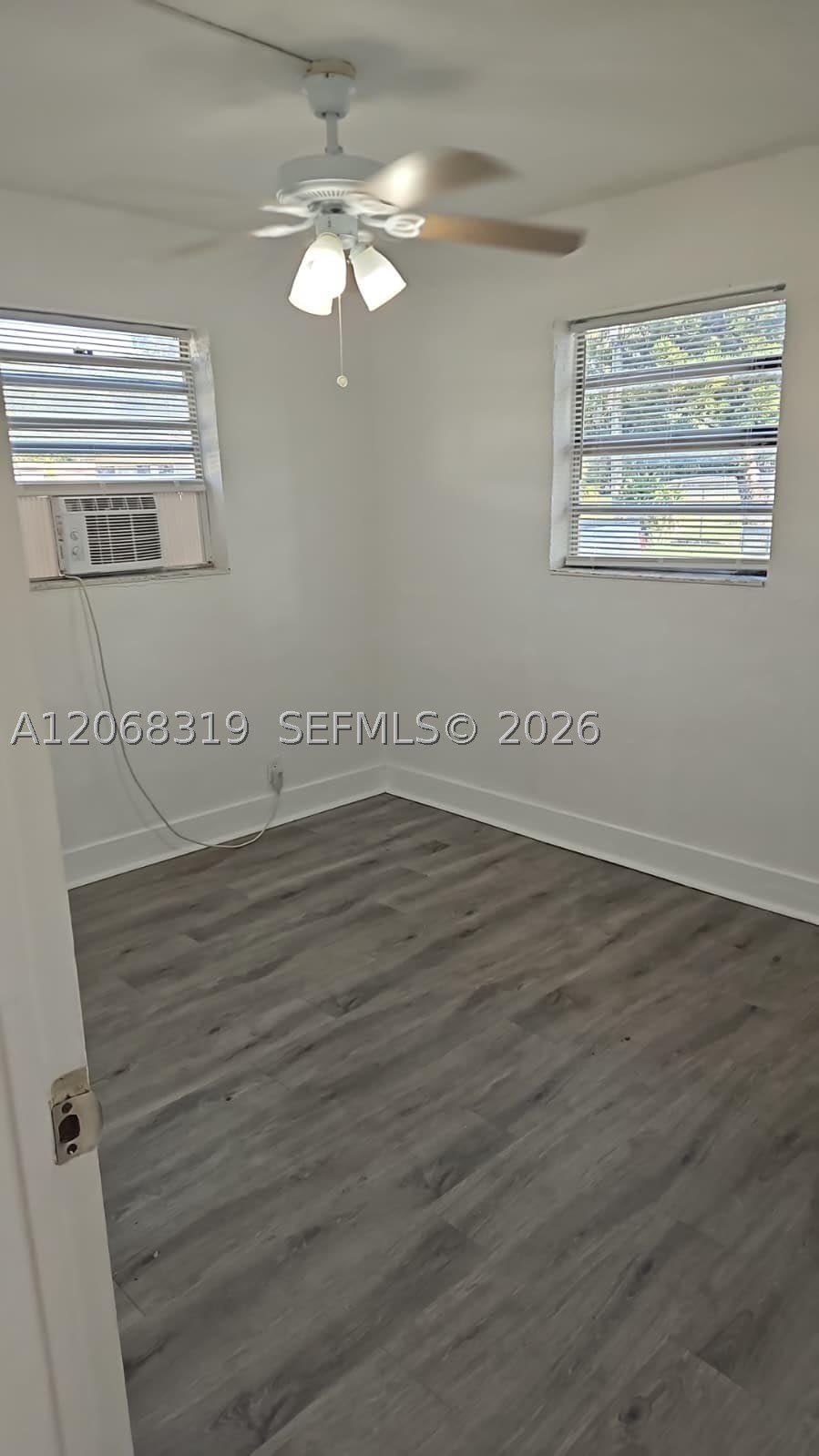 1715 Nw 8Th Ct – photo 2