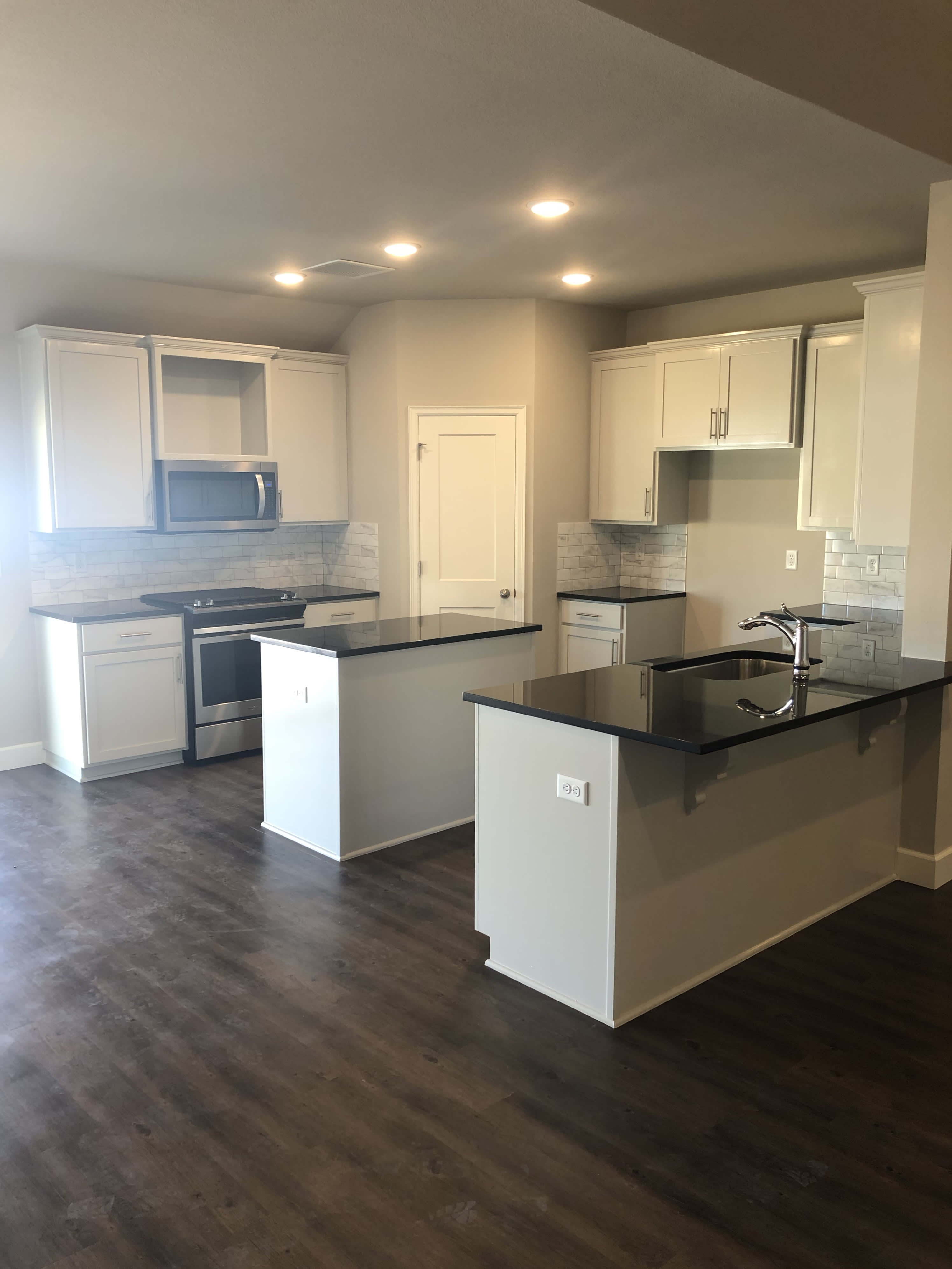 12475 S Oxford Ave – photo 3