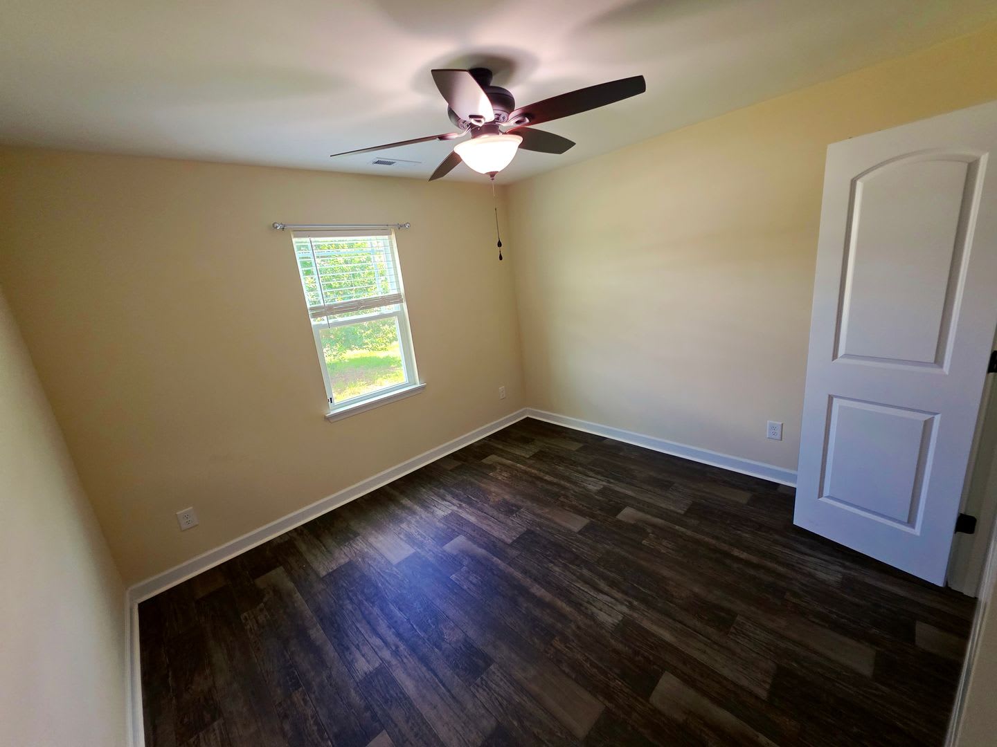 3BD 2BA in Bradford Estates – photo 3