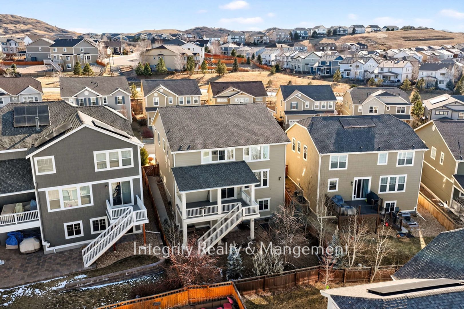 5 Bed/5 Bath, 3,827 Sqft – photo 4