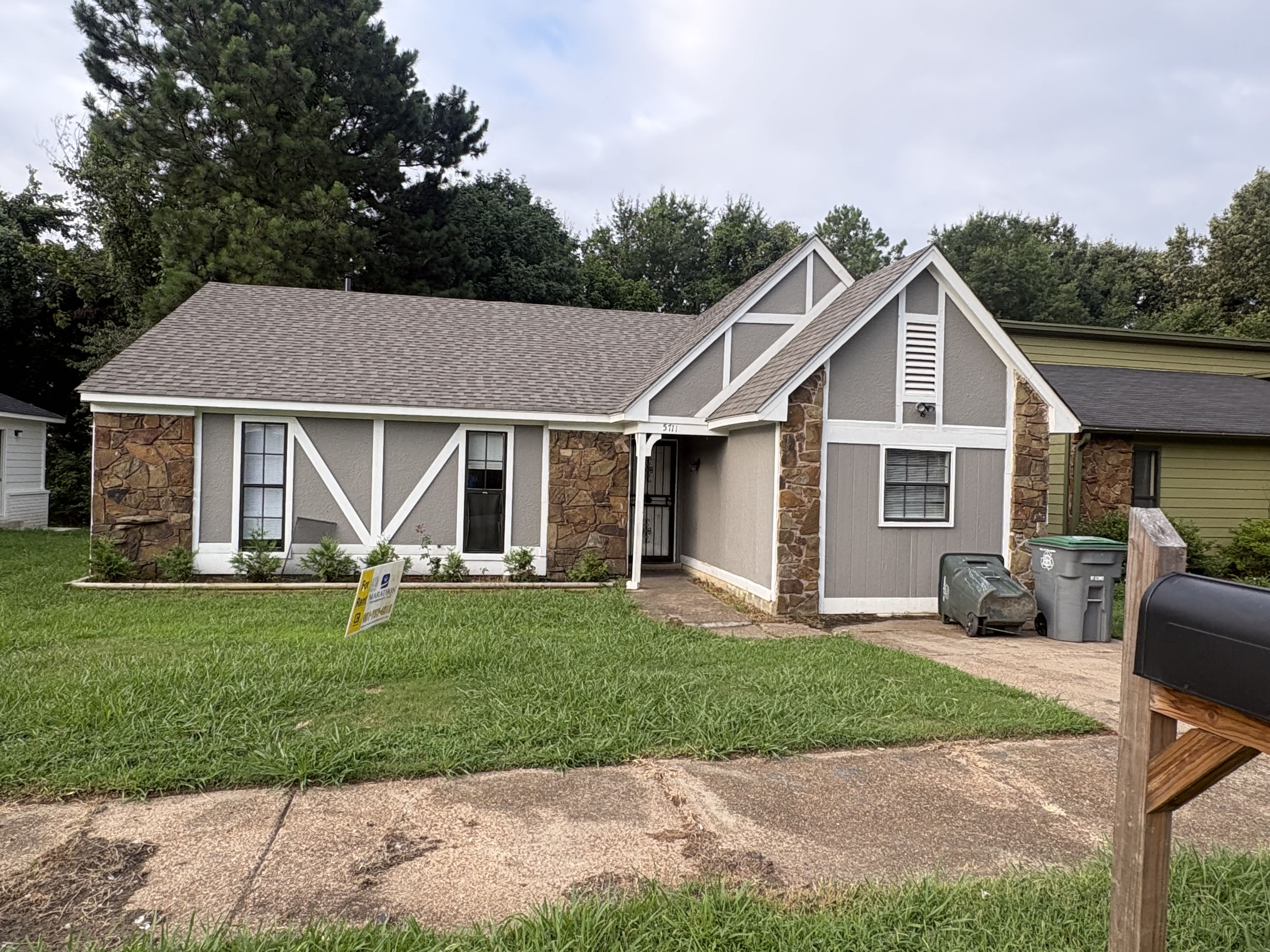 5711 Maple Tree Dr – photo 1