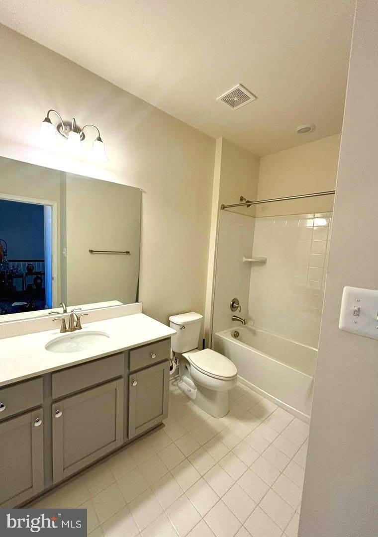 16380 Fife Way – photo 5