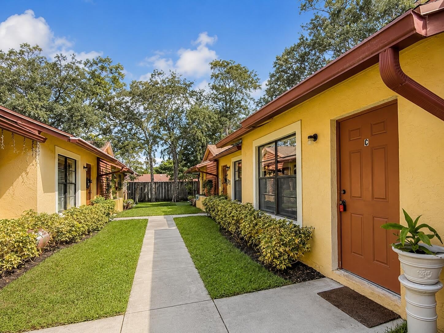 1104 Goldenrod Road – photo 1
