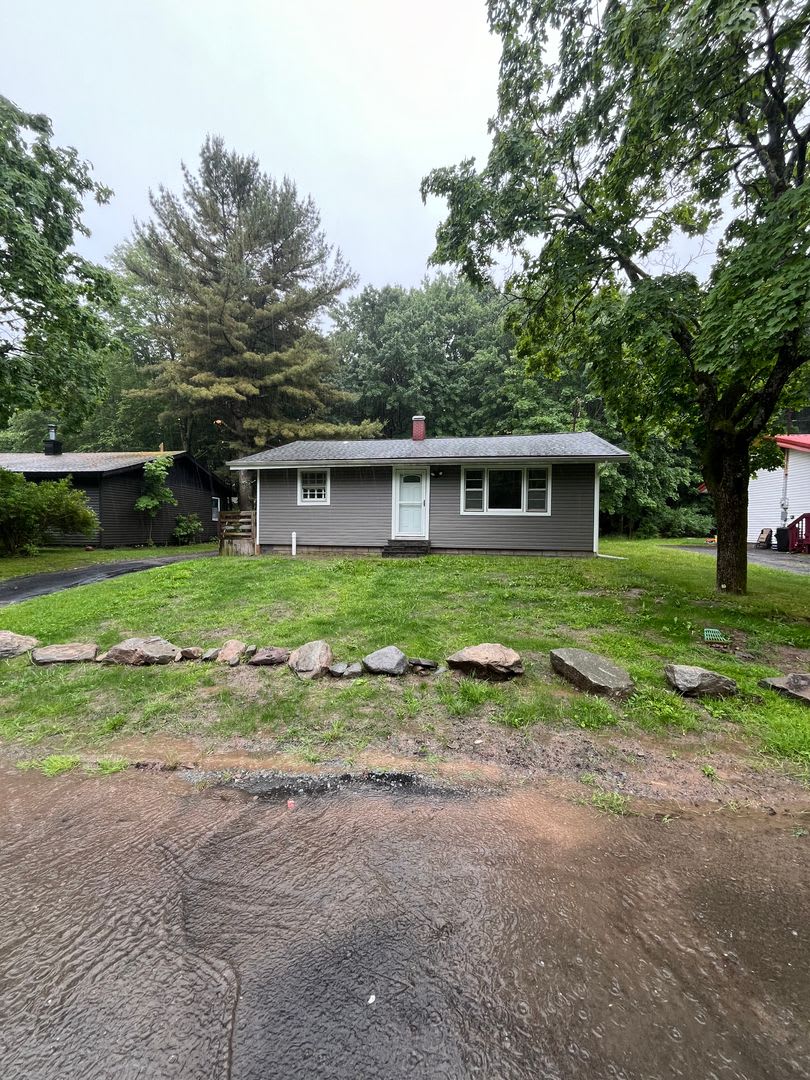 3 Bedroom House – photo 3