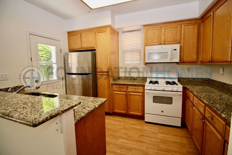 75 Gann Way – photo 2