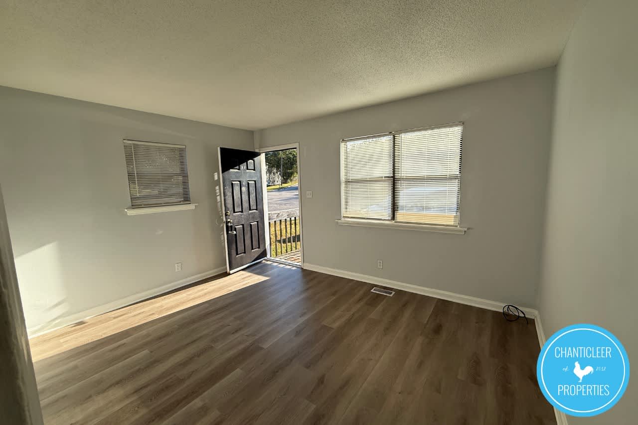 1502 Chapel Hill Road – photo 4