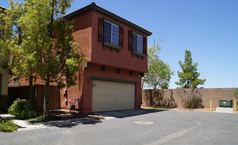 5156 Silent Valley Avenue – photo 1