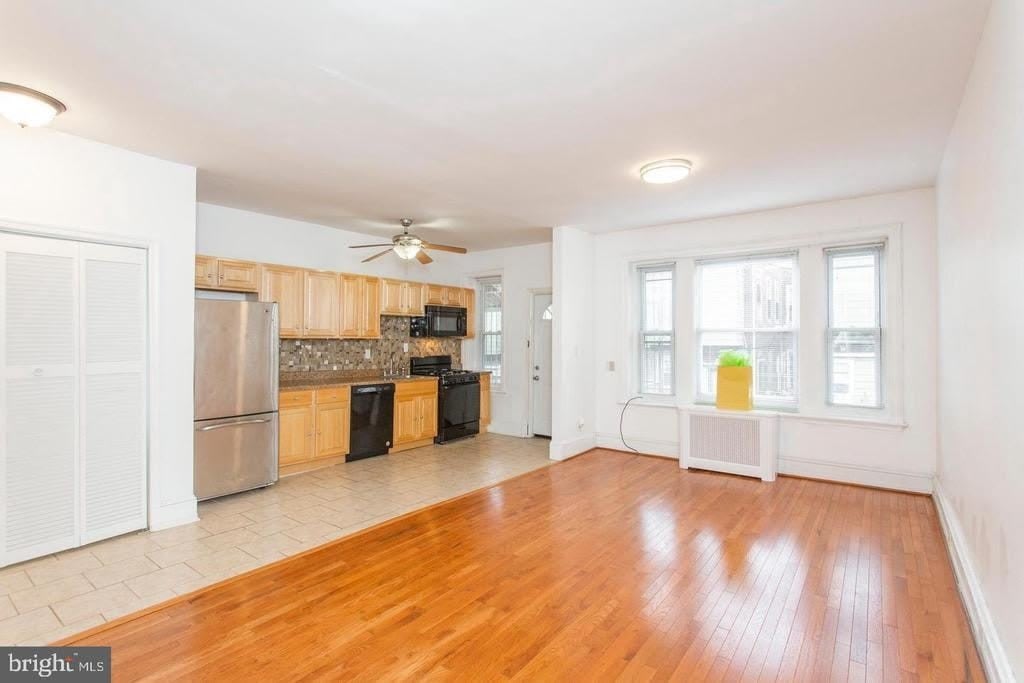 4628 SANSOM STREET – photo 5