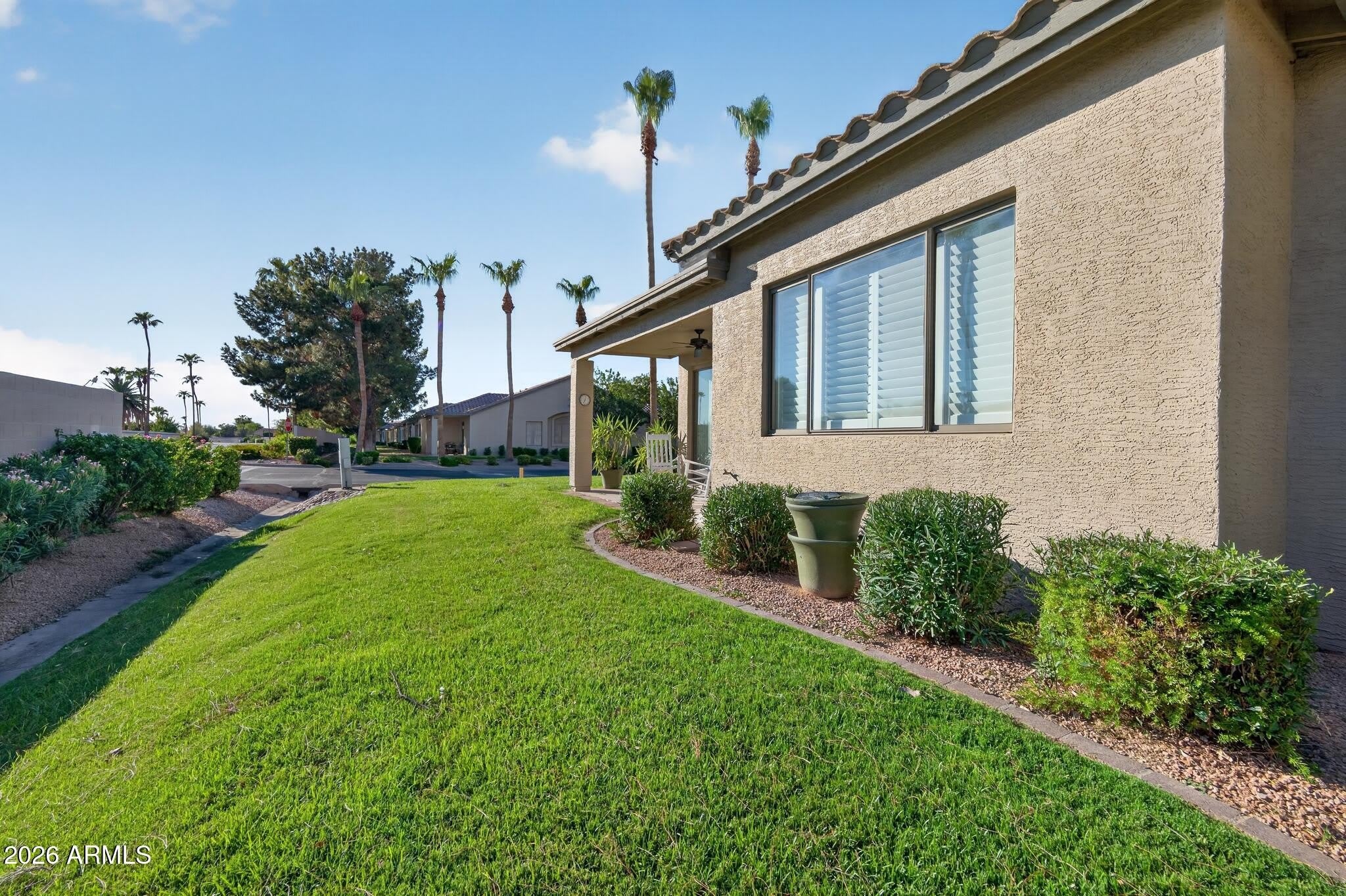 9733 E HOLIDAY Way – photo 2