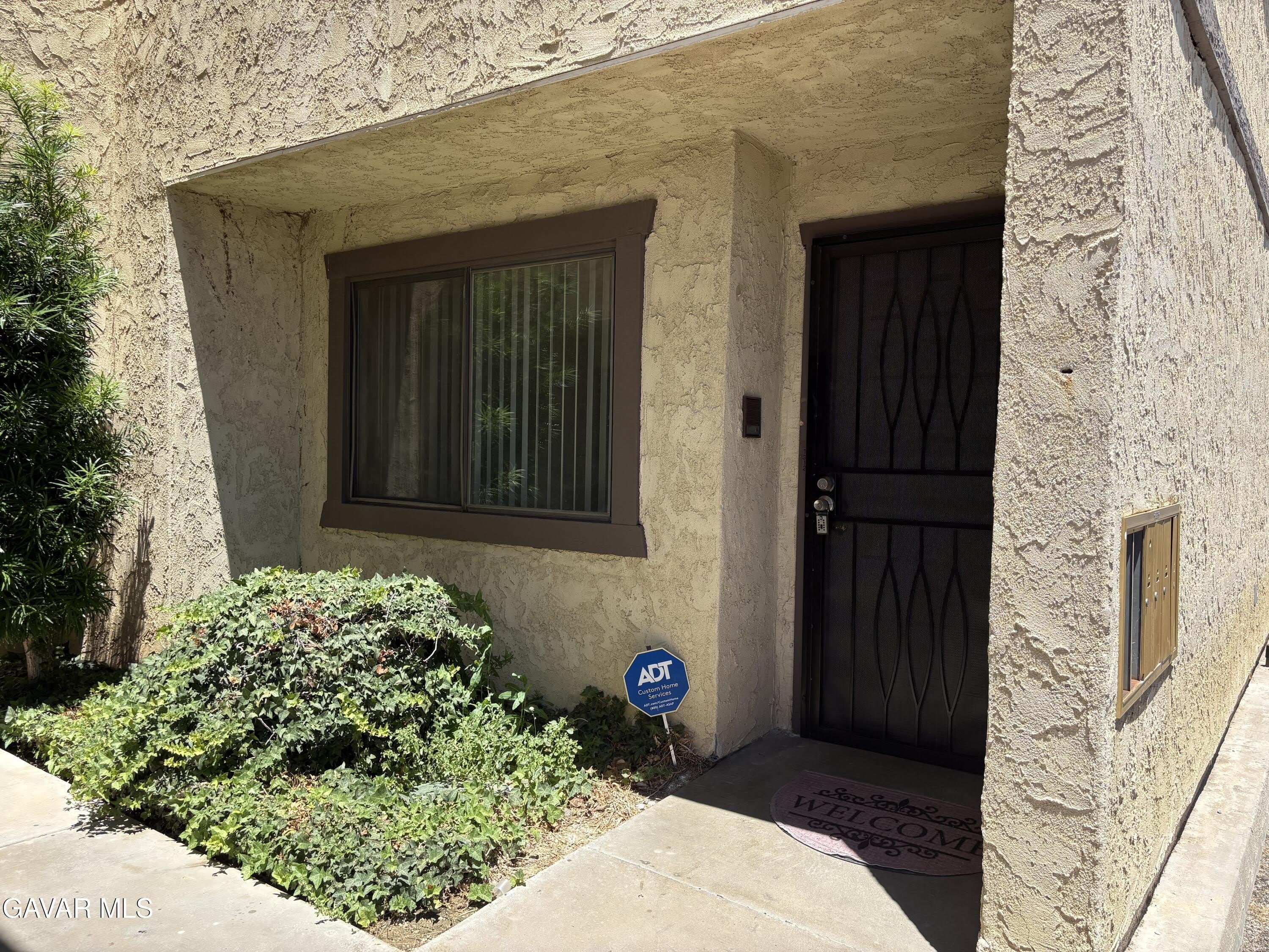 1312 W Avenue J4 – photo 3