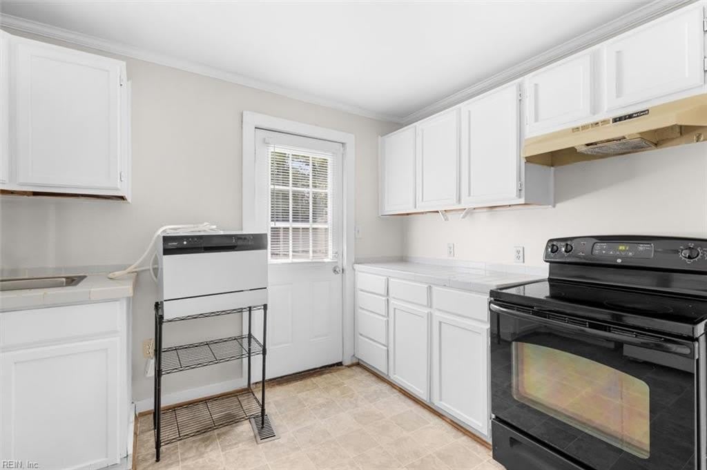 2604 Omar Street – photo 3