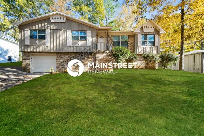 1525 Pine Tree Drive – photo 1