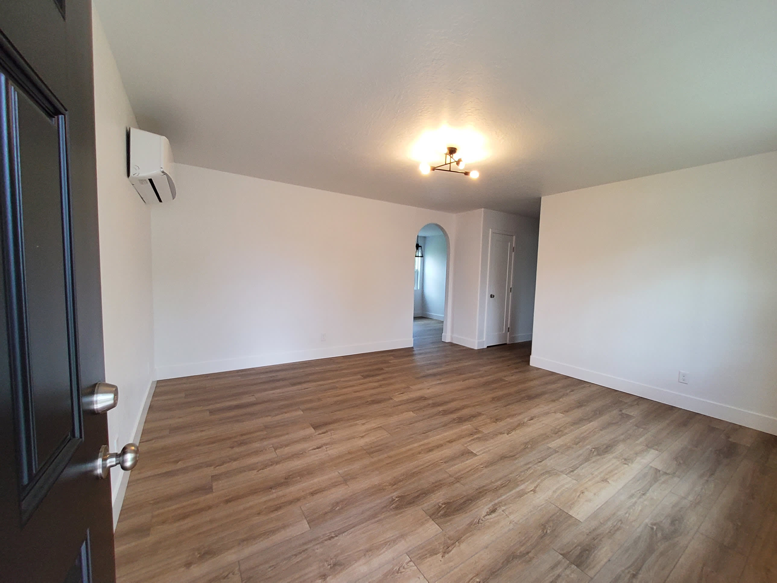 1617 Elm Street – photo 3