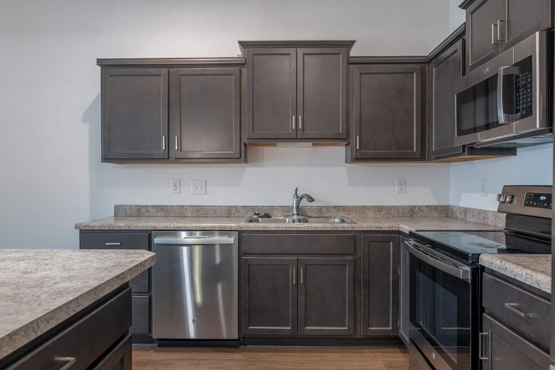 184 Old Pond Road – photo 4