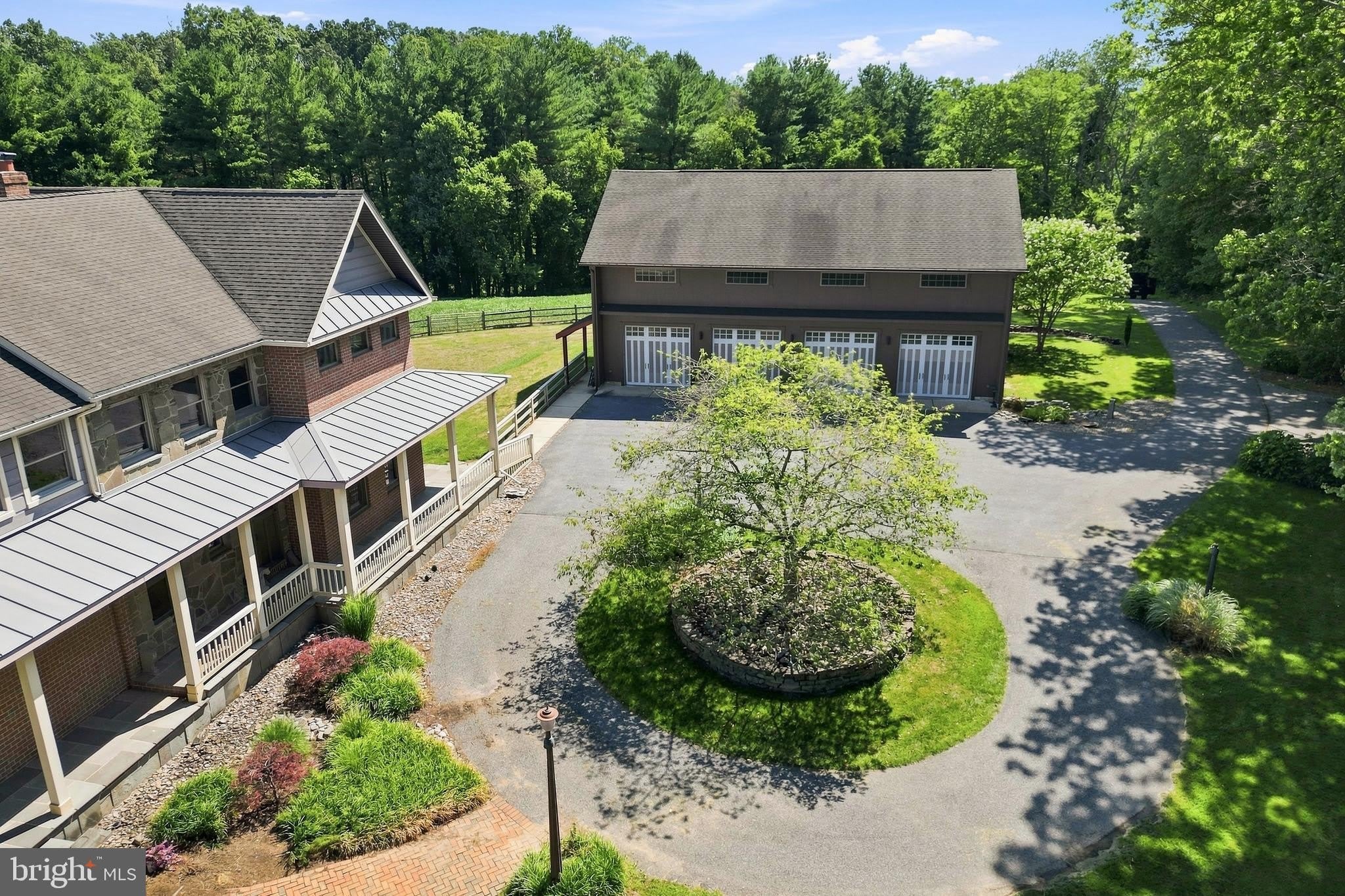 17330 MASEMORE Road – photo 2