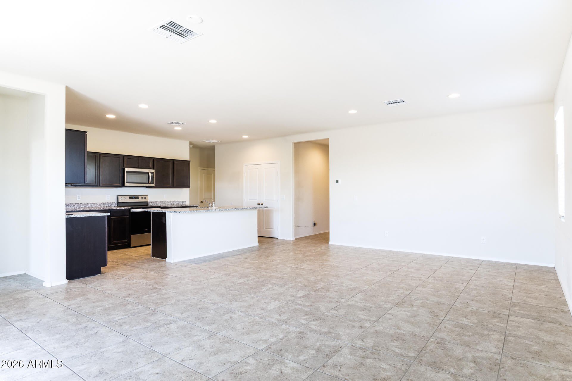 1075 W Avalon Canyon Drive – photo 4