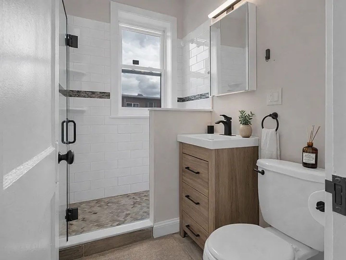 331 Summit Ave #301 Boston MA 02135 – photo 5