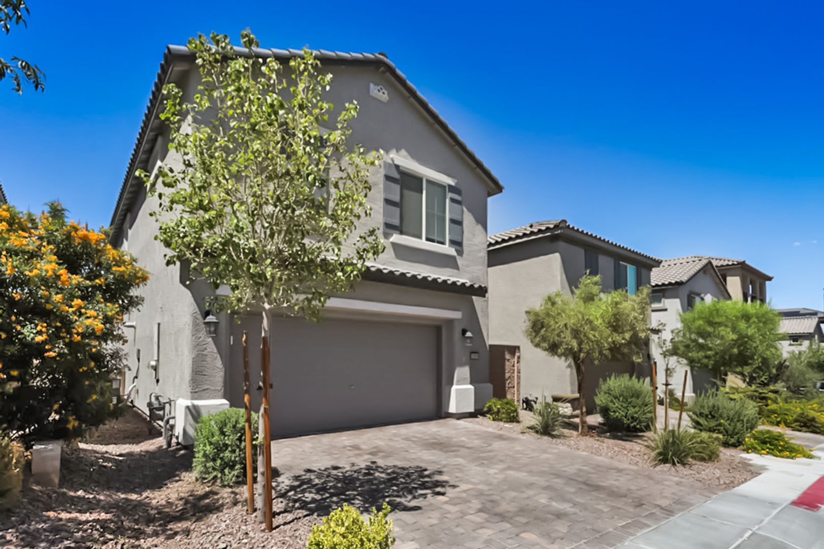 Skye Canyon Beauty With 3 Beds And A Loft – photo 3